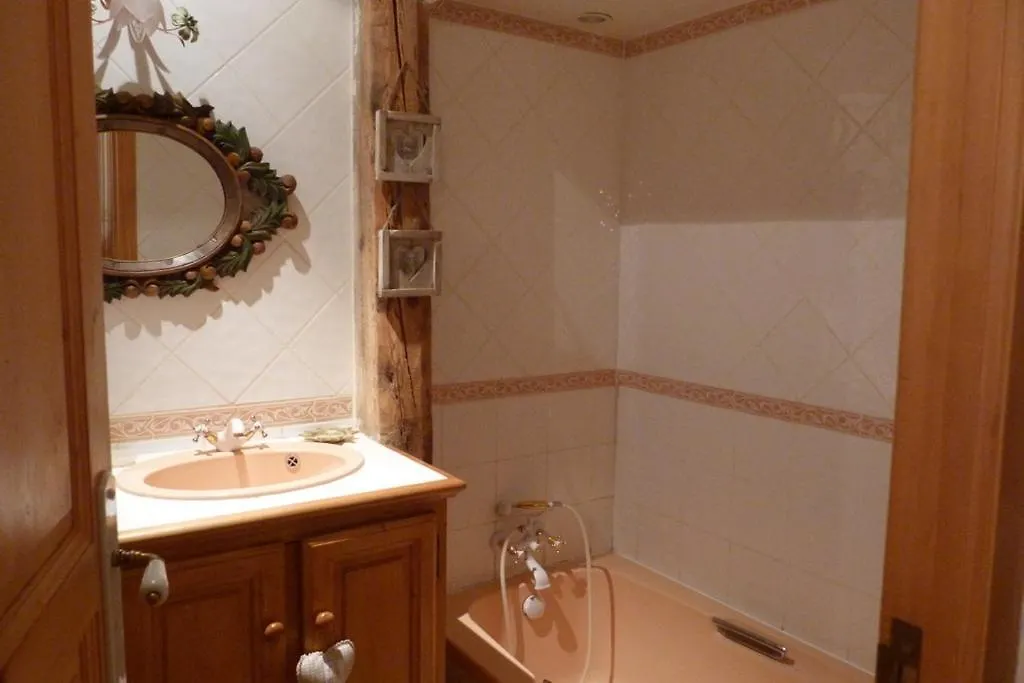 Chalet Coeur D'Areches, 6 Personnes, 2 Chambres - Ch22 Beaufort   Beaufort (Savoie)